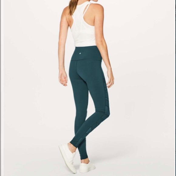 🍋 Lululemon Wunder Under 🍋 - Picture 4 of 5